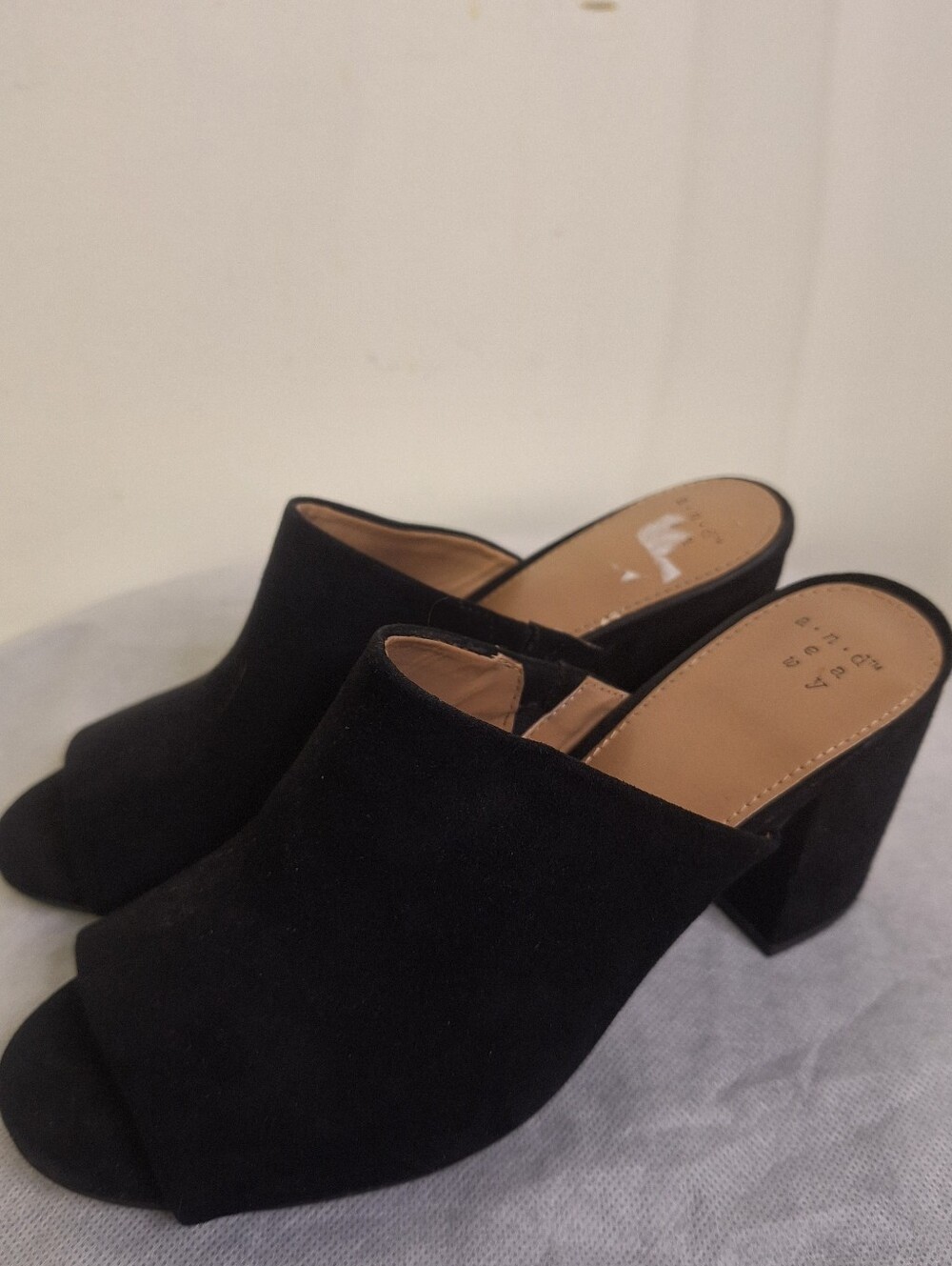A New Day Black Suede Open-Toe Block Heel Mules Size 6.5